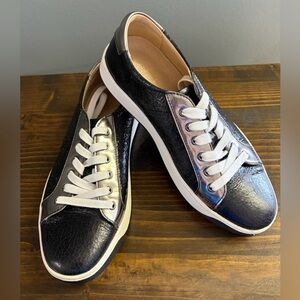 Johnston & Murphy Black and Silver Sneakers